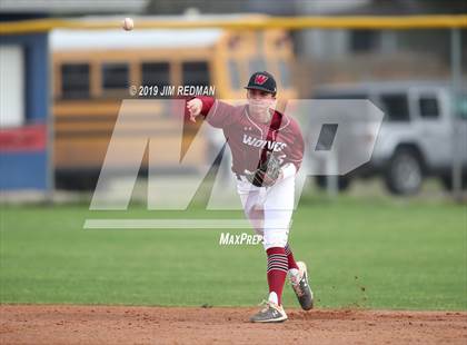 Thumbnail 3 in Weiss vs. Liberty Hill (LISD Tournament) photogallery.