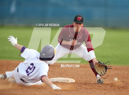 Thumbnail 1 in Weiss vs. Liberty Hill (LISD Tournament) photogallery.
