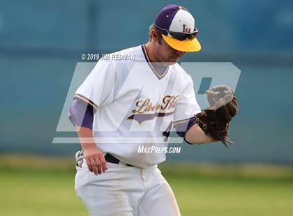 Thumbnail 2 in Weiss vs. Liberty Hill (LISD Tournament) photogallery.
