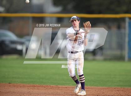 Thumbnail 3 in Weiss vs. Liberty Hill (LISD Tournament) photogallery.