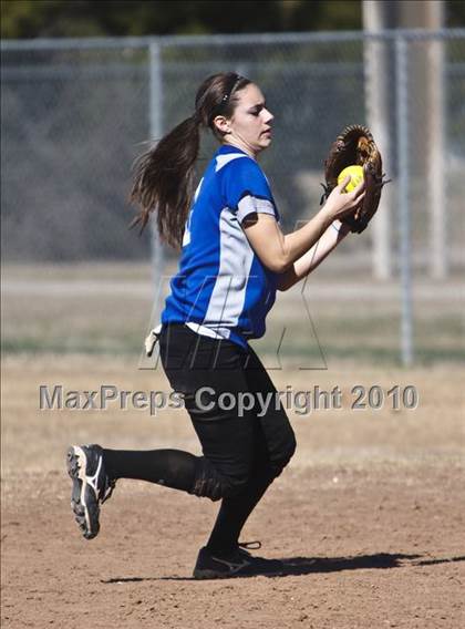 Thumbnail 2 in Paschal vs. North Crowley (Brewer Tournament) photogallery.