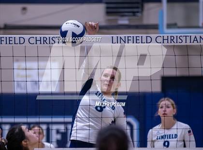 Thumbnail 2 in Eastside Christian @ Linfield Christian photogallery.
