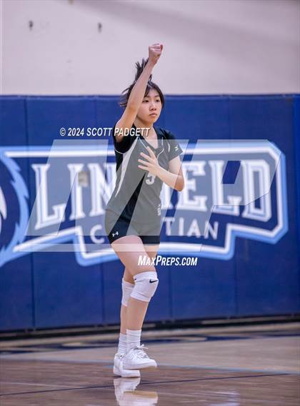 Thumbnail 3 in Eastside Christian @ Linfield Christian photogallery.