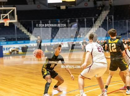 Thumbnail 3 in Alexander vs. Byron-Bergen photogallery.