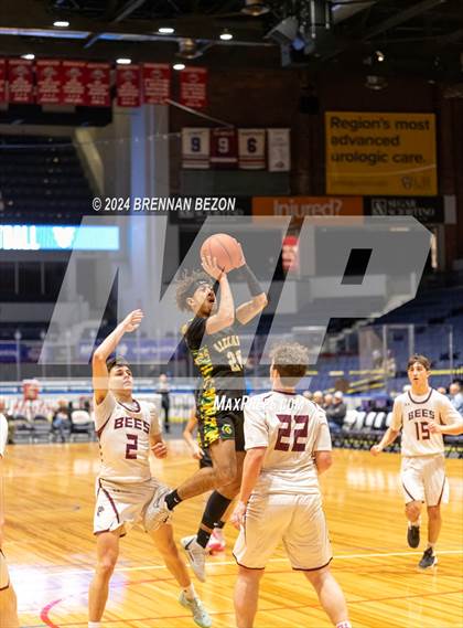 Thumbnail 2 in Alexander vs. Byron-Bergen photogallery.