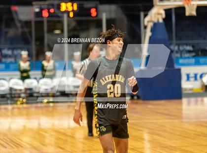Thumbnail 1 in Alexander vs. Byron-Bergen photogallery.