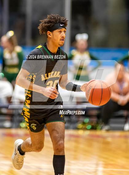 Thumbnail 3 in Alexander vs. Byron-Bergen photogallery.