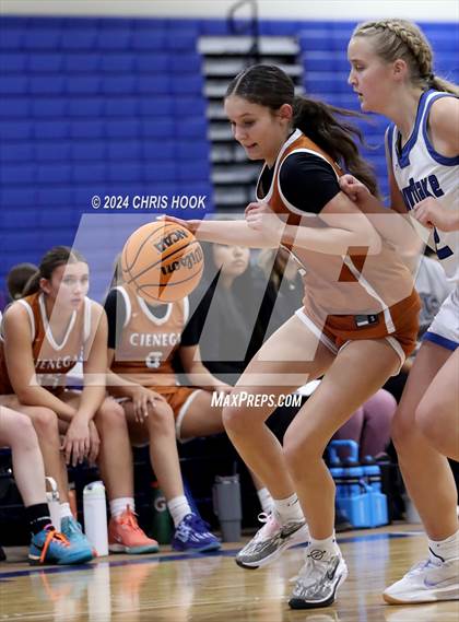 Thumbnail 1 in Cienega vs Snowflake (Inferno Invitational) photogallery.