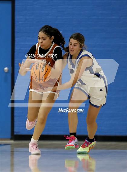 Thumbnail 2 in Cienega vs Snowflake (Inferno Invitational) photogallery.