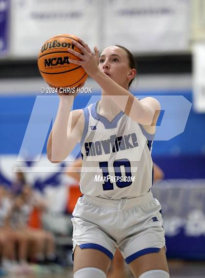 Thumbnail 2 in Cienega vs Snowflake (Inferno Invitational) photogallery.