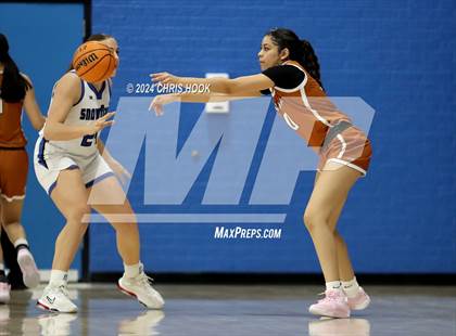 Thumbnail 2 in Cienega vs Snowflake (Inferno Invitational) photogallery.