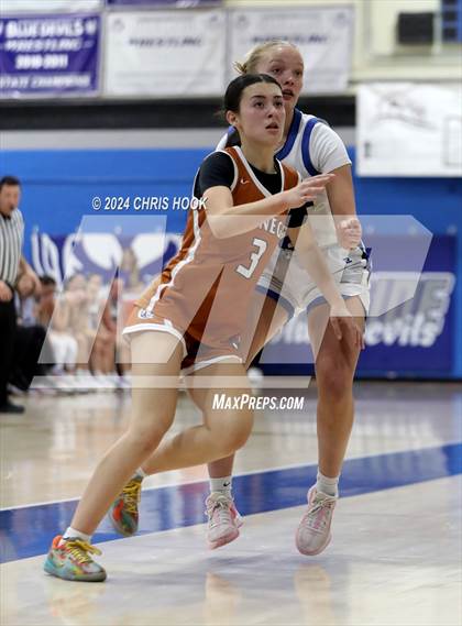 Thumbnail 3 in Cienega vs Snowflake (Inferno Invitational) photogallery.