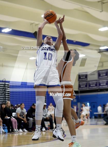 Thumbnail 1 in Cienega vs Snowflake (Inferno Invitational) photogallery.