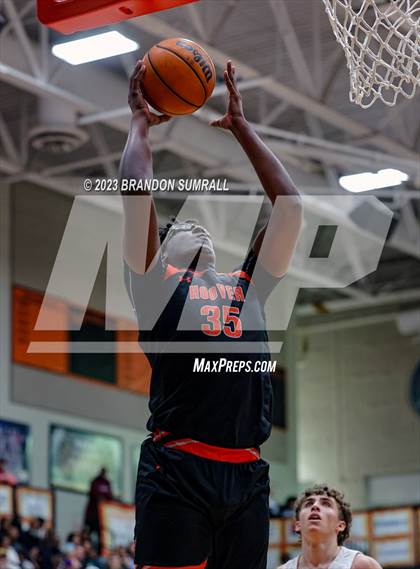 Thumbnail 3 in Spain Park @ Hoover photogallery.