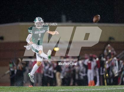 Thumbnail 2 in Jourdanton vs Marion (UIL football playoff 3A D1 Bi-district) photogallery.