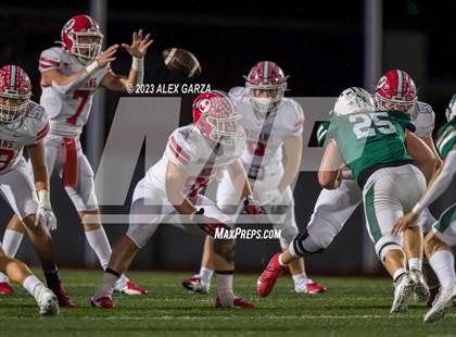 Thumbnail 2 in Jourdanton vs Marion (UIL football playoff 3A D1 Bi-district) photogallery.