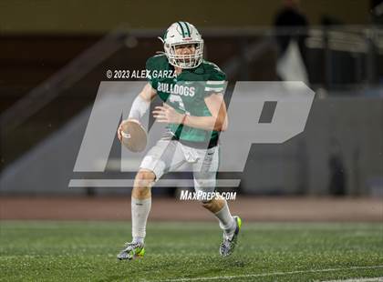 Thumbnail 3 in Jourdanton vs Marion (UIL football playoff 3A D1 Bi-district) photogallery.