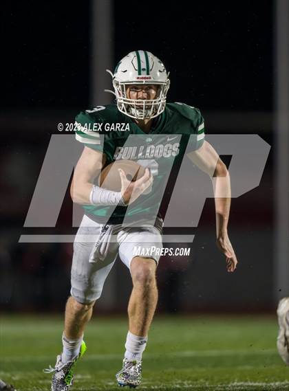 Thumbnail 3 in Jourdanton vs Marion (UIL football playoff 3A D1 Bi-district) photogallery.