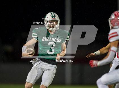Thumbnail 2 in Jourdanton vs Marion (UIL football playoff 3A D1 Bi-district) photogallery.