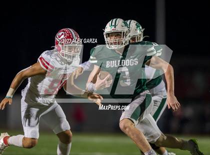 Thumbnail 3 in Jourdanton vs Marion (UIL football playoff 3A D1 Bi-district) photogallery.