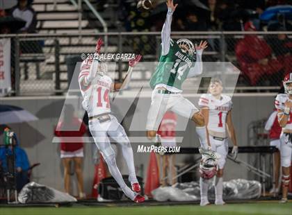 Thumbnail 2 in Jourdanton vs Marion (UIL football playoff 3A D1 Bi-district) photogallery.