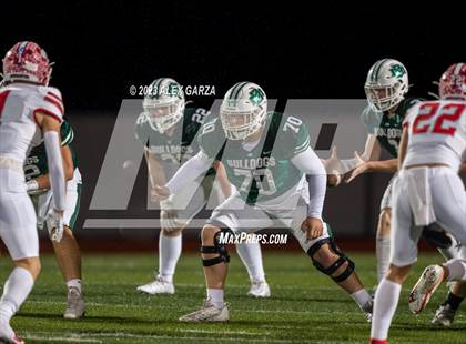Thumbnail 3 in Jourdanton vs Marion (UIL football playoff 3A D1 Bi-district) photogallery.