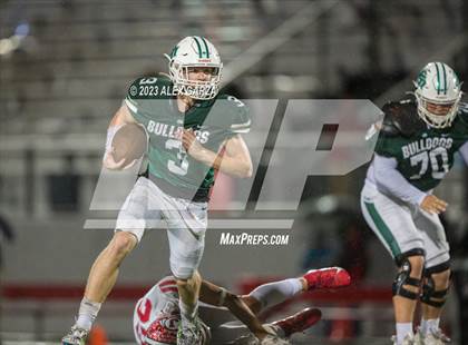 Thumbnail 1 in Jourdanton vs Marion (UIL football playoff 3A D1 Bi-district) photogallery.