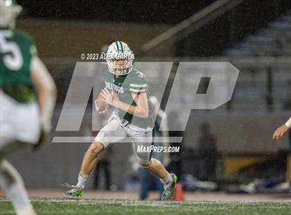Thumbnail 3 in Jourdanton vs Marion (UIL football playoff 3A D1 Bi-district) photogallery.