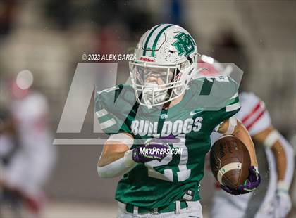 Thumbnail 1 in Jourdanton vs Marion (UIL football playoff 3A D1 Bi-district) photogallery.