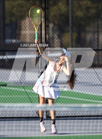 Thumbnail 3 in Menlo-Atherton @ Hillsdale photogallery.