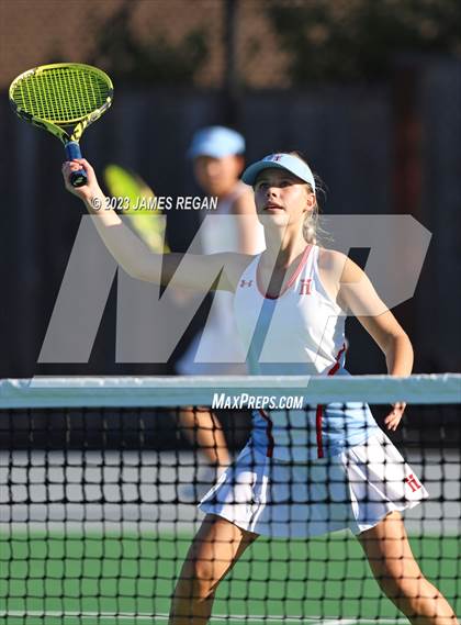 Thumbnail 1 in Menlo-Atherton @ Hillsdale photogallery.