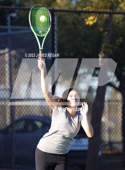 Thumbnail 1 in Menlo-Atherton @ Hillsdale photogallery.