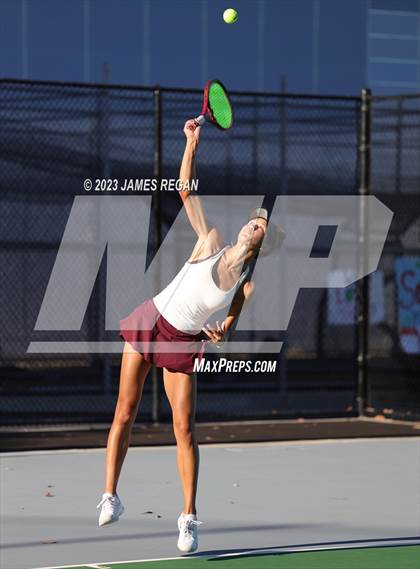 Thumbnail 1 in Menlo-Atherton @ Hillsdale photogallery.