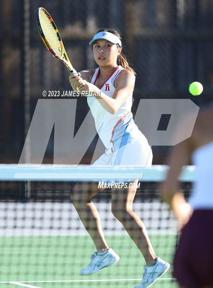 Thumbnail 3 in Menlo-Atherton @ Hillsdale photogallery.