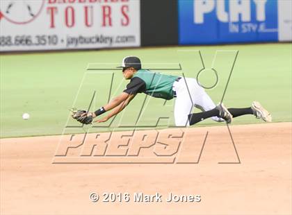 Thumbnail 1 in Alhambra vs. San Luis (AIA D3 Final) photogallery.