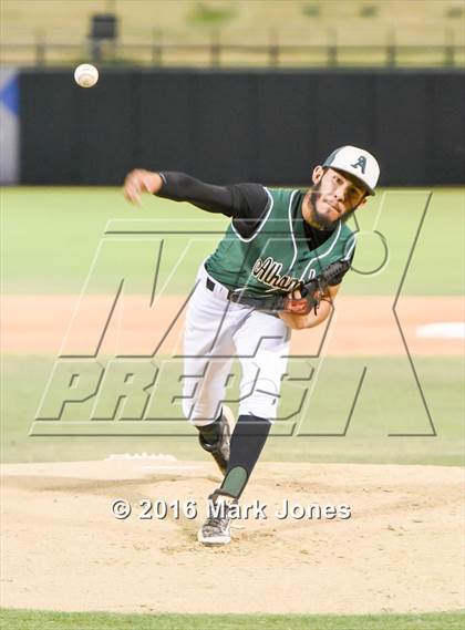 Thumbnail 2 in Alhambra vs. San Luis (AIA D3 Final) photogallery.