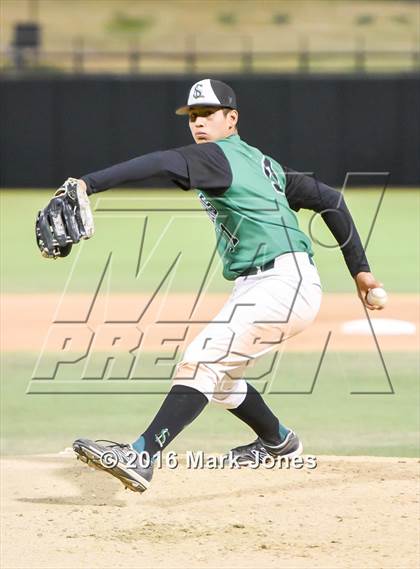 Thumbnail 1 in Alhambra vs. San Luis (AIA D3 Final) photogallery.