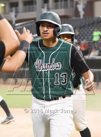 Thumbnail 1 in Alhambra vs. San Luis (AIA D3 Final) photogallery.