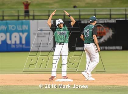 Thumbnail 2 in Alhambra vs. San Luis (AIA D3 Final) photogallery.