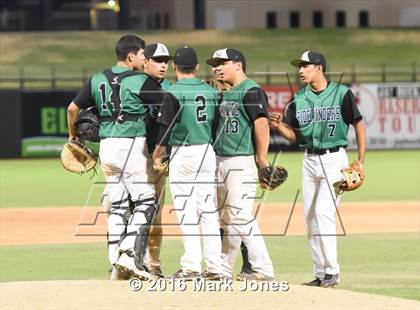 Thumbnail 1 in Alhambra vs. San Luis (AIA D3 Final) photogallery.