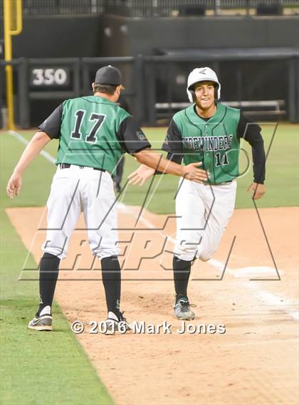 Thumbnail 3 in Alhambra vs. San Luis (AIA D3 Final) photogallery.