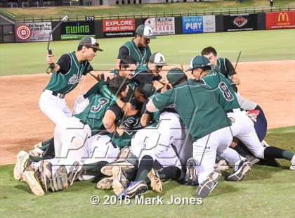 Thumbnail 3 in Alhambra vs. San Luis (AIA D3 Final) photogallery.