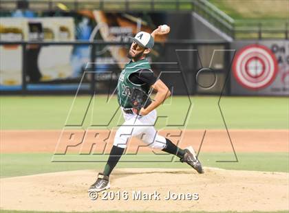 Thumbnail 1 in Alhambra vs. San Luis (AIA D3 Final) photogallery.