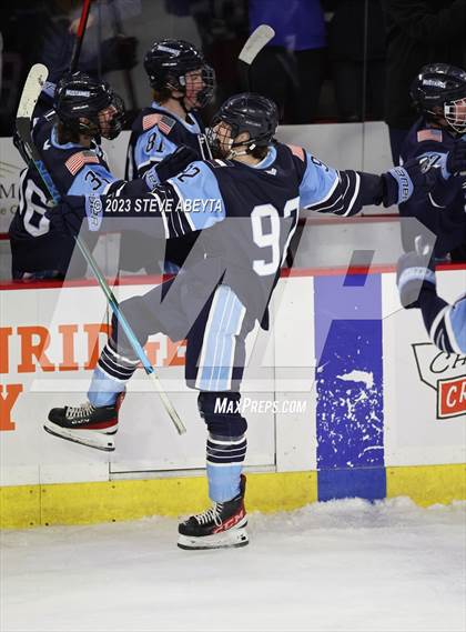 Thumbnail 2 in Valor Christian vs. Ralston Valley (CHSAA 6A Final) photogallery.