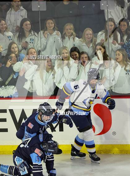Thumbnail 2 in Valor Christian vs. Ralston Valley (CHSAA 6A Final) photogallery.