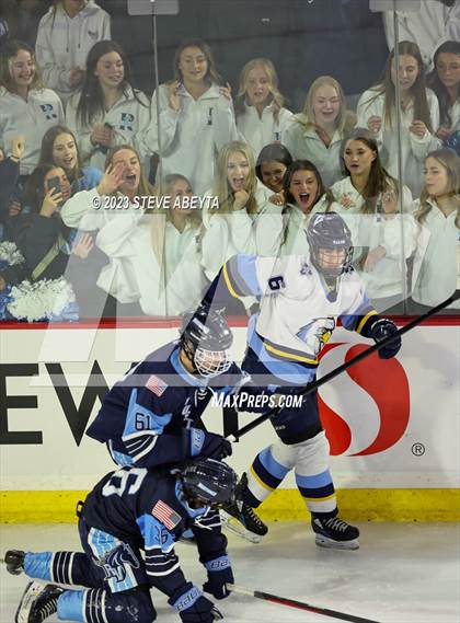 Thumbnail 1 in Valor Christian vs. Ralston Valley (CHSAA 6A Final) photogallery.