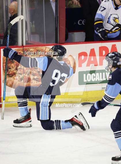 Thumbnail 1 in Valor Christian vs. Ralston Valley (CHSAA 6A Final) photogallery.
