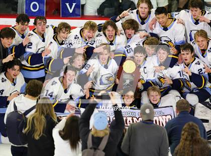 Thumbnail 3 in Valor Christian vs. Ralston Valley (CHSAA 6A Final) photogallery.