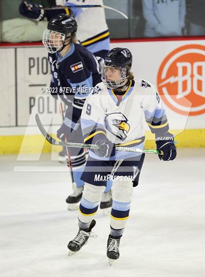 Thumbnail 3 in Valor Christian vs. Ralston Valley (CHSAA 6A Final) photogallery.