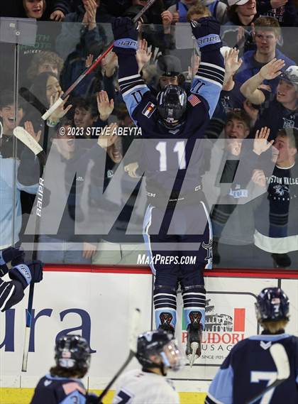 Thumbnail 2 in Valor Christian vs. Ralston Valley (CHSAA 6A Final) photogallery.